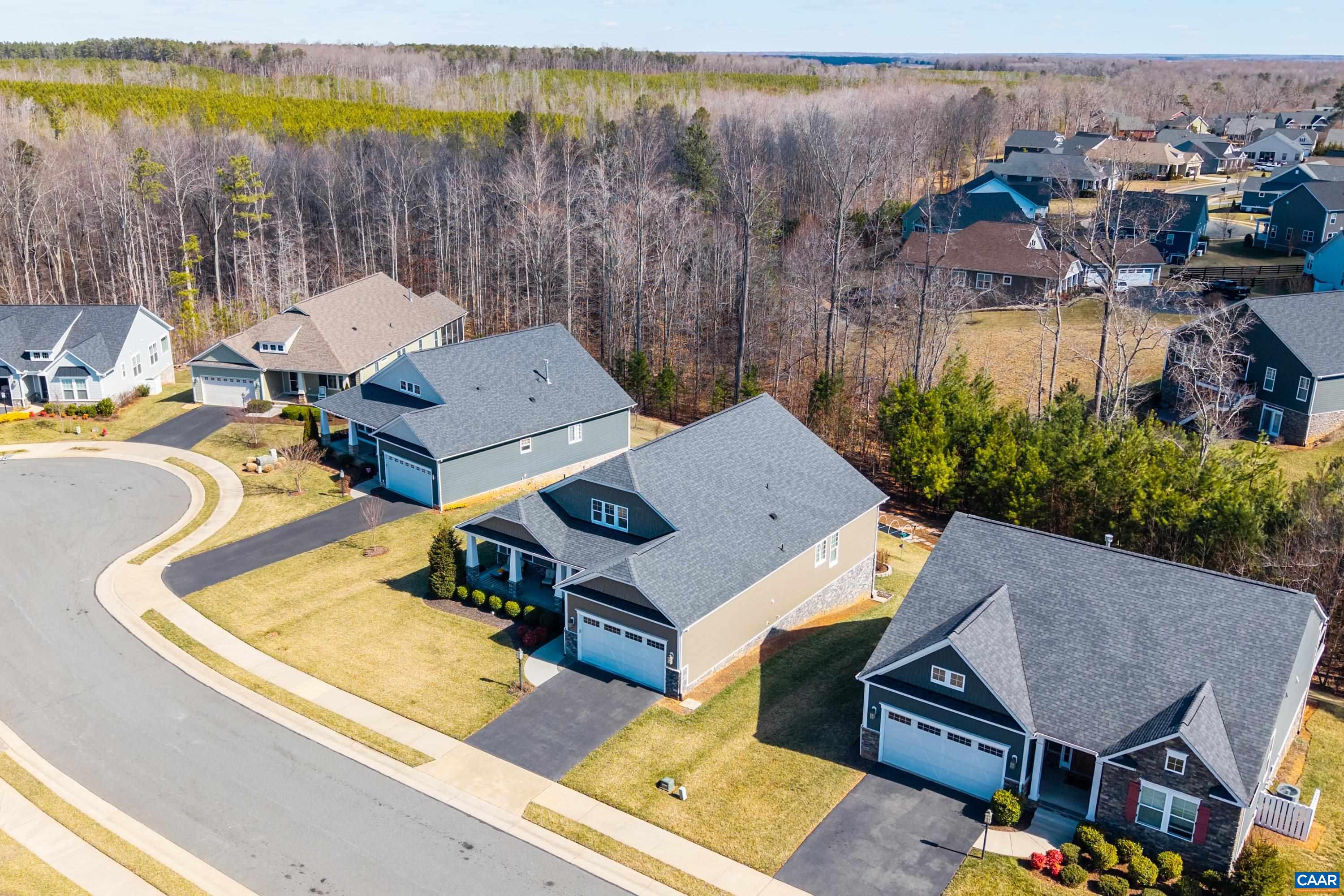 112 Crepe Myrtle Dr