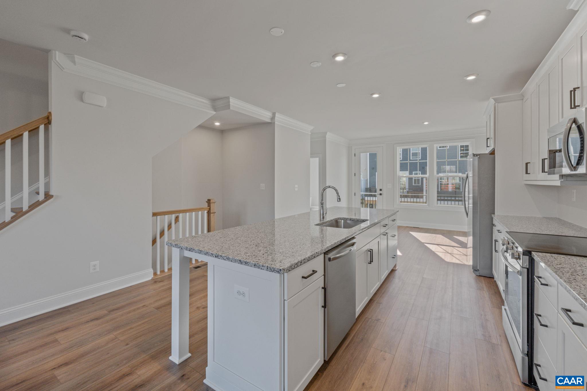 5 Woodburn Rd