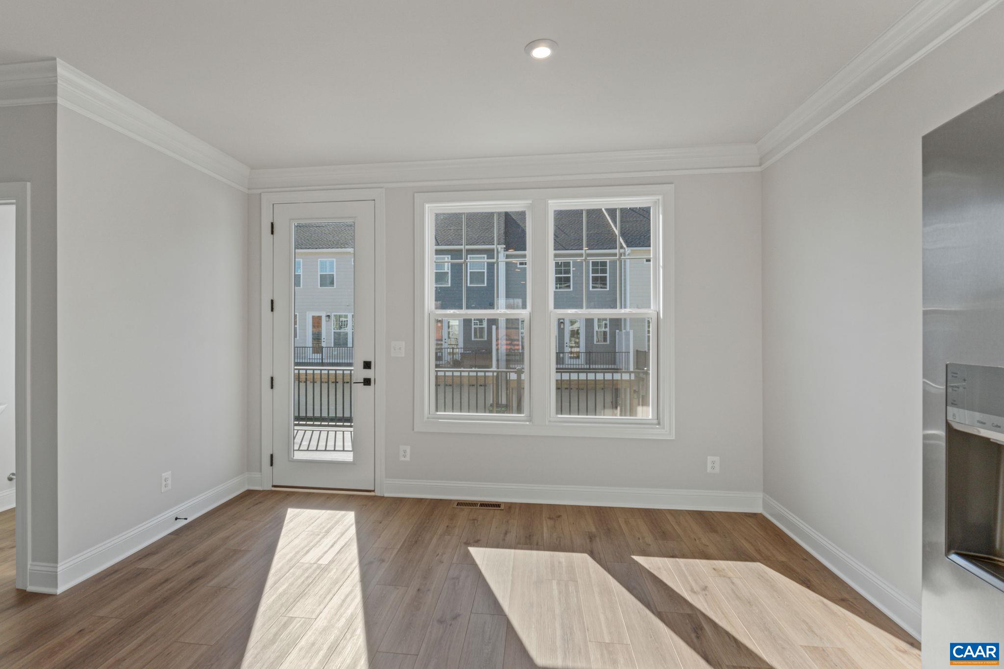 5 Woodburn Rd