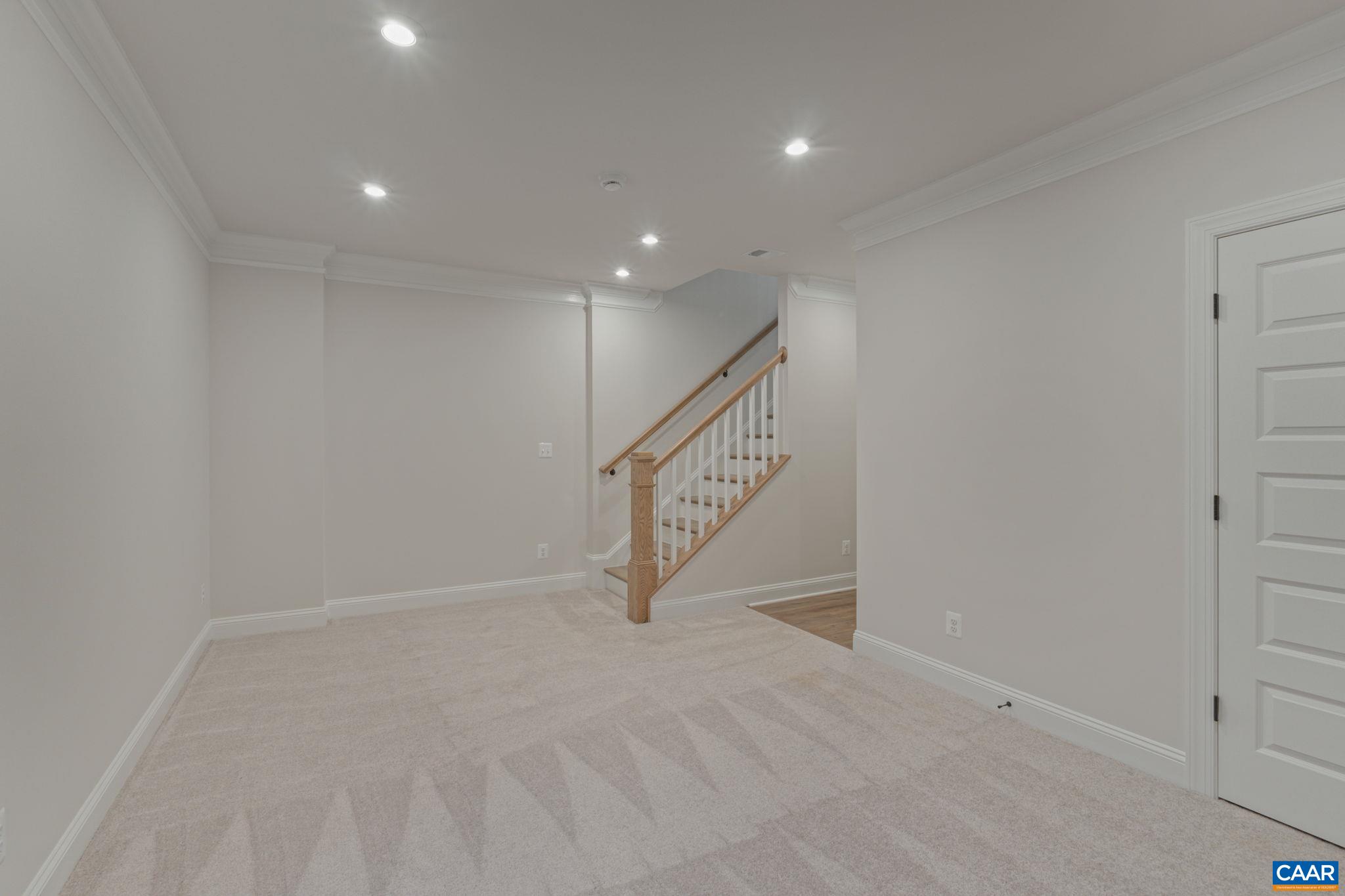 5 Woodburn Rd