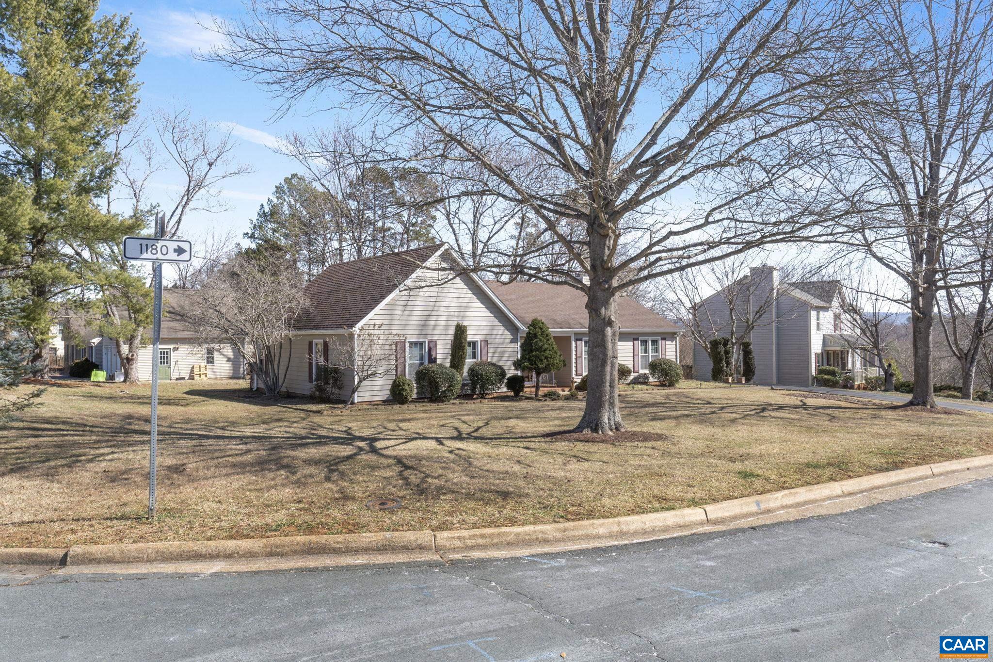 1080 Snowden Dr