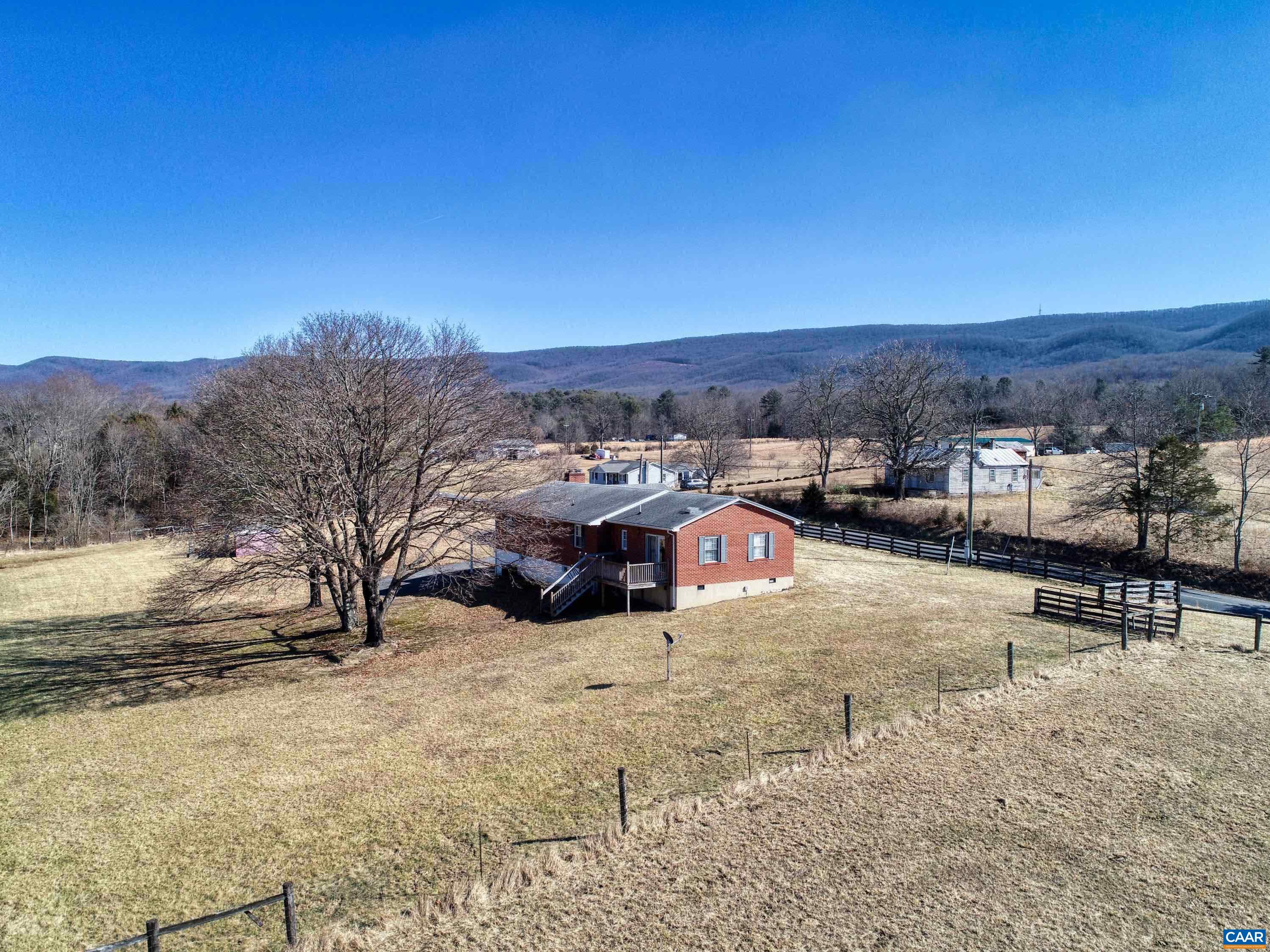1535 Estaline Valley Rd