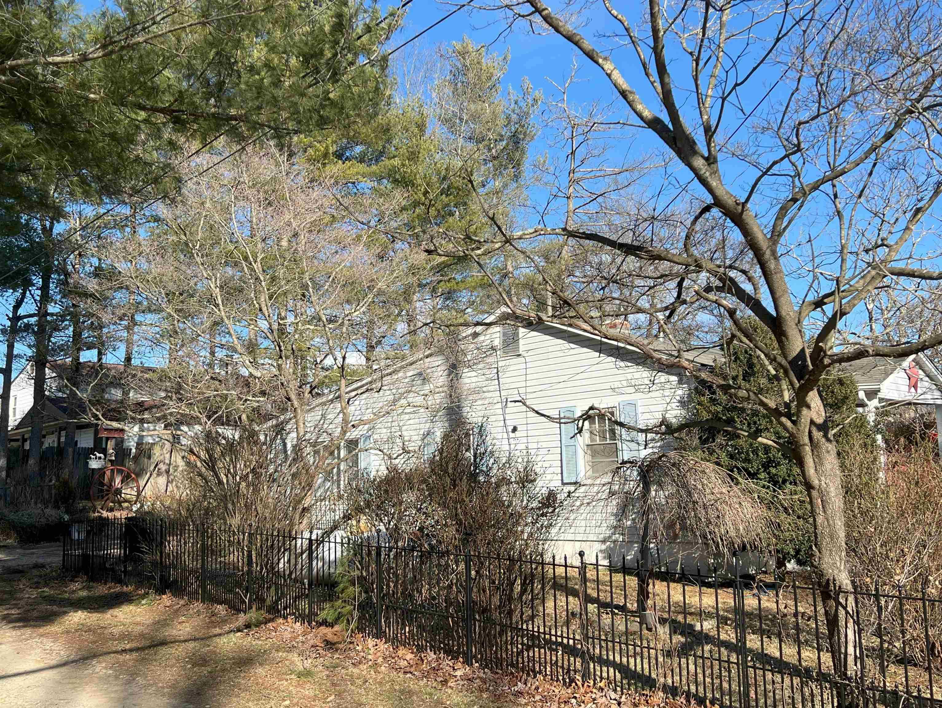6 Misty Ridge Ln
