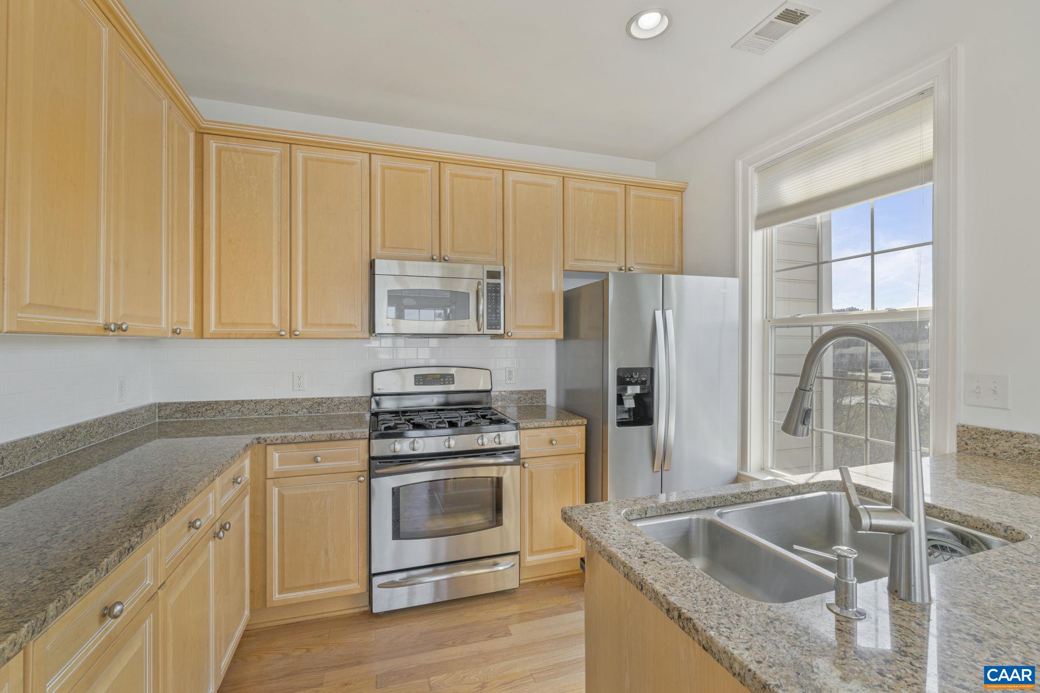 1051 Glenwood Station Ln