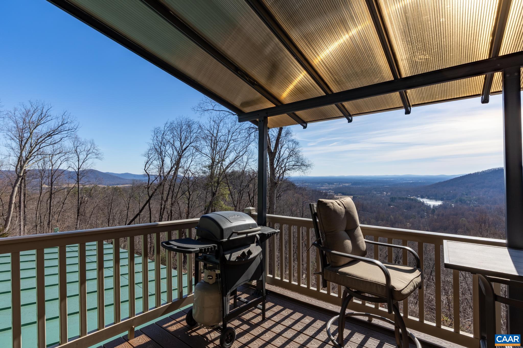 1022 Turkey Ridge Rd