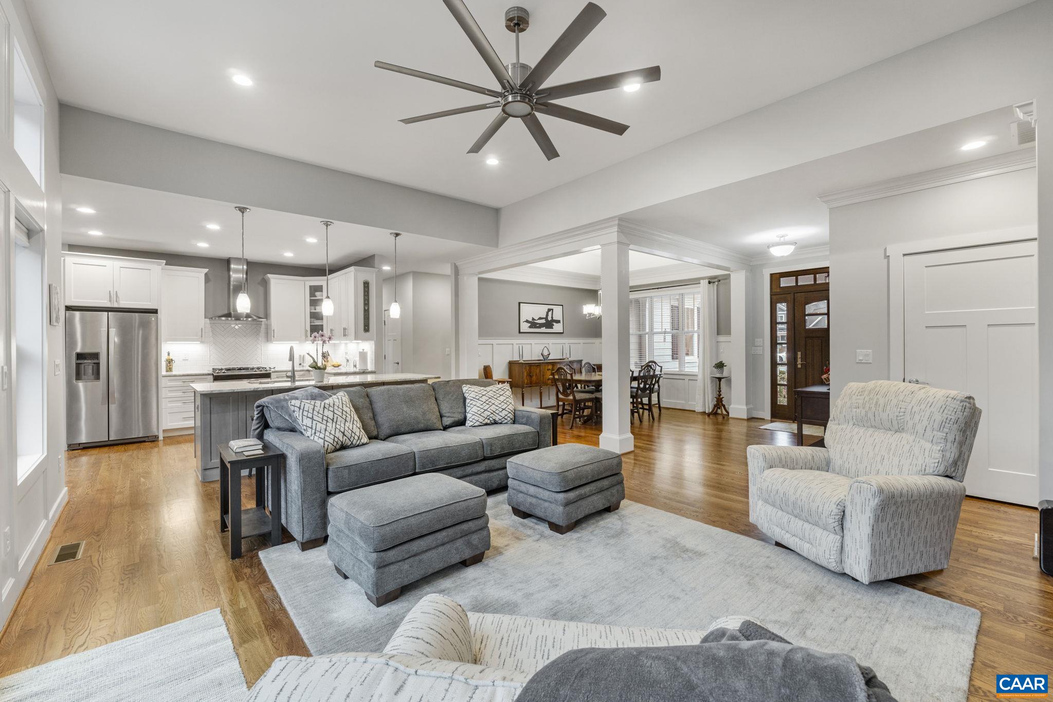 100 Pine Shadow Ct
