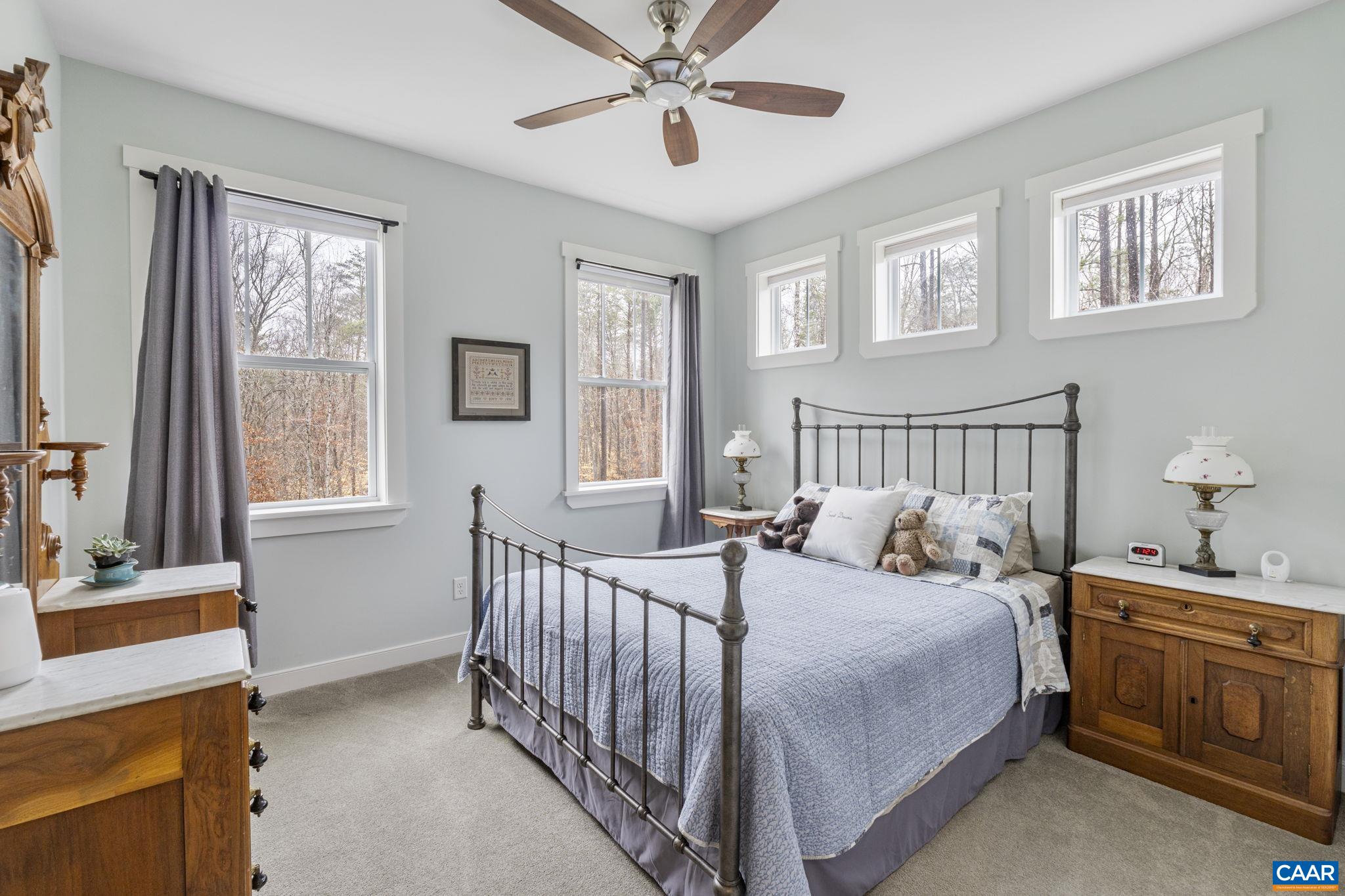 100 Pine Shadow Ct