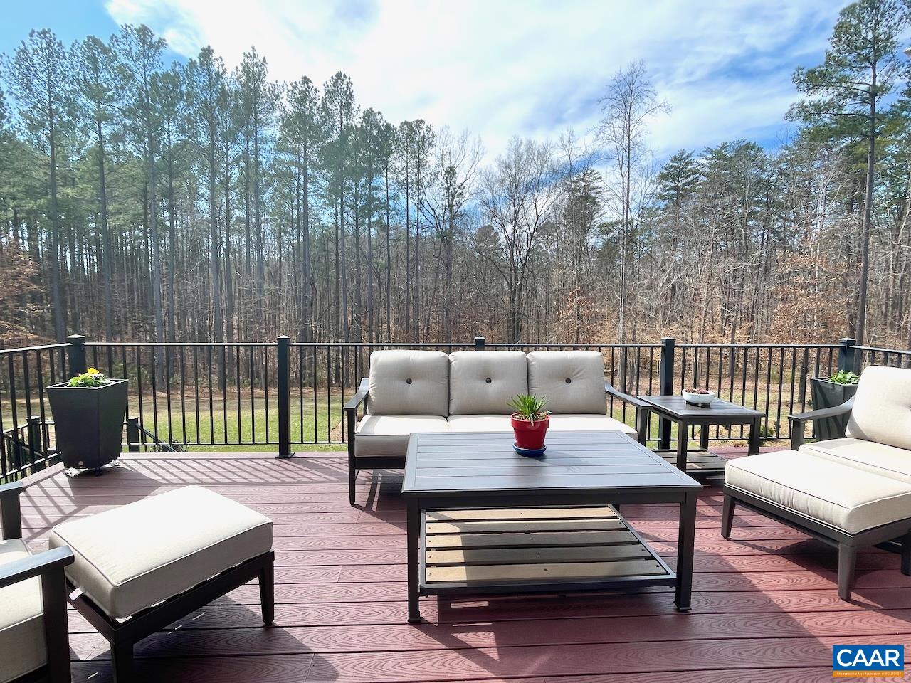 100 Pine Shadow Ct