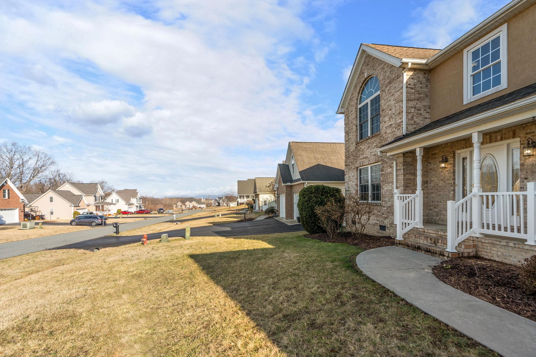 44 Bowmans Run Dr