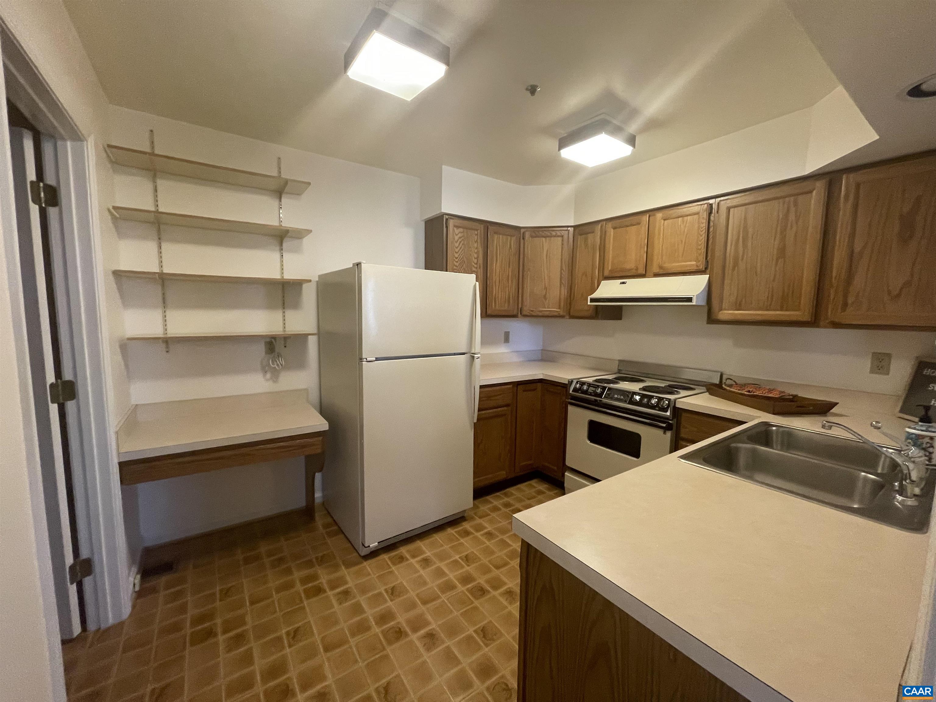 1325 Branchlands Dr