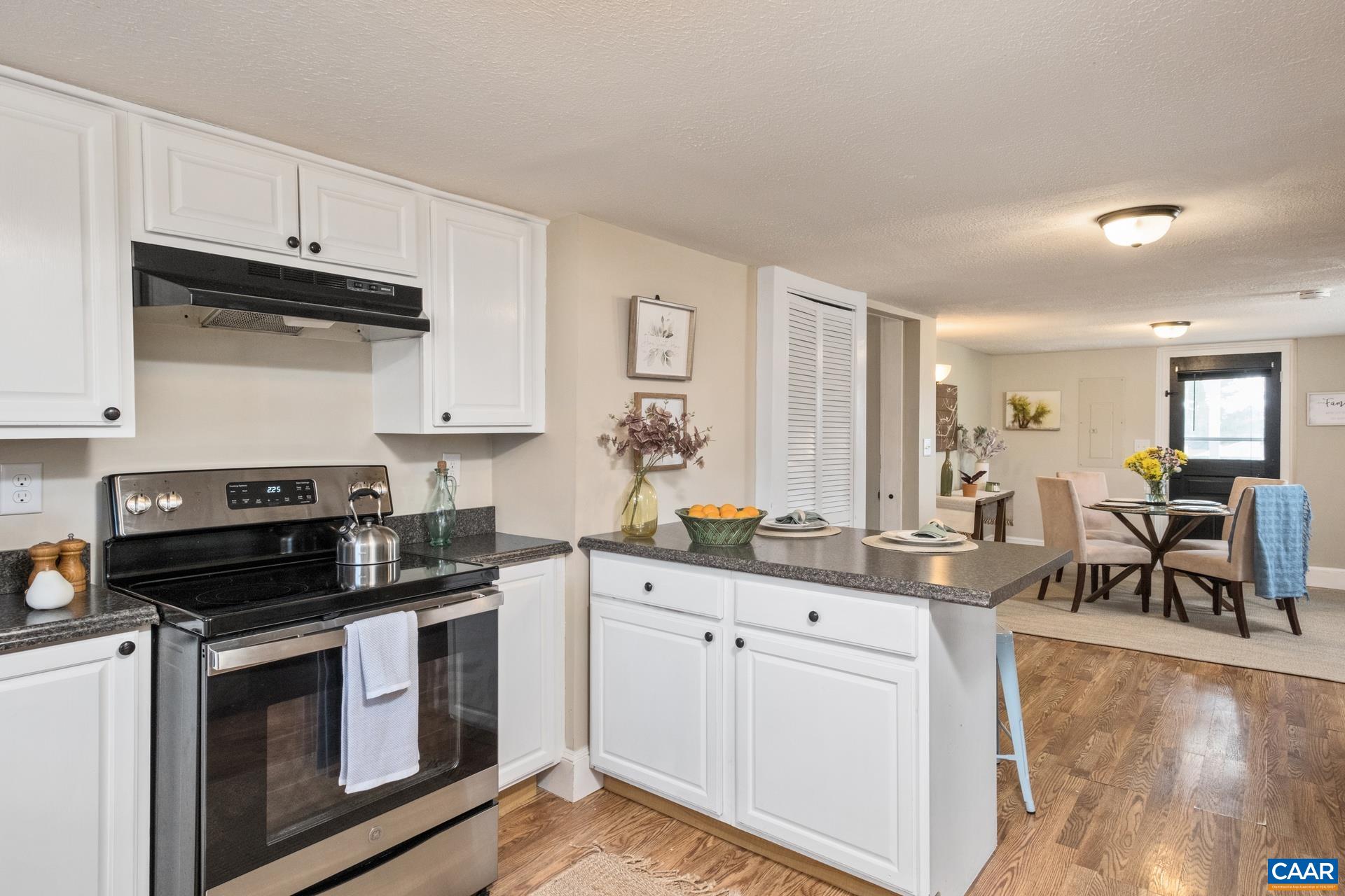 142 Fishersville Rd