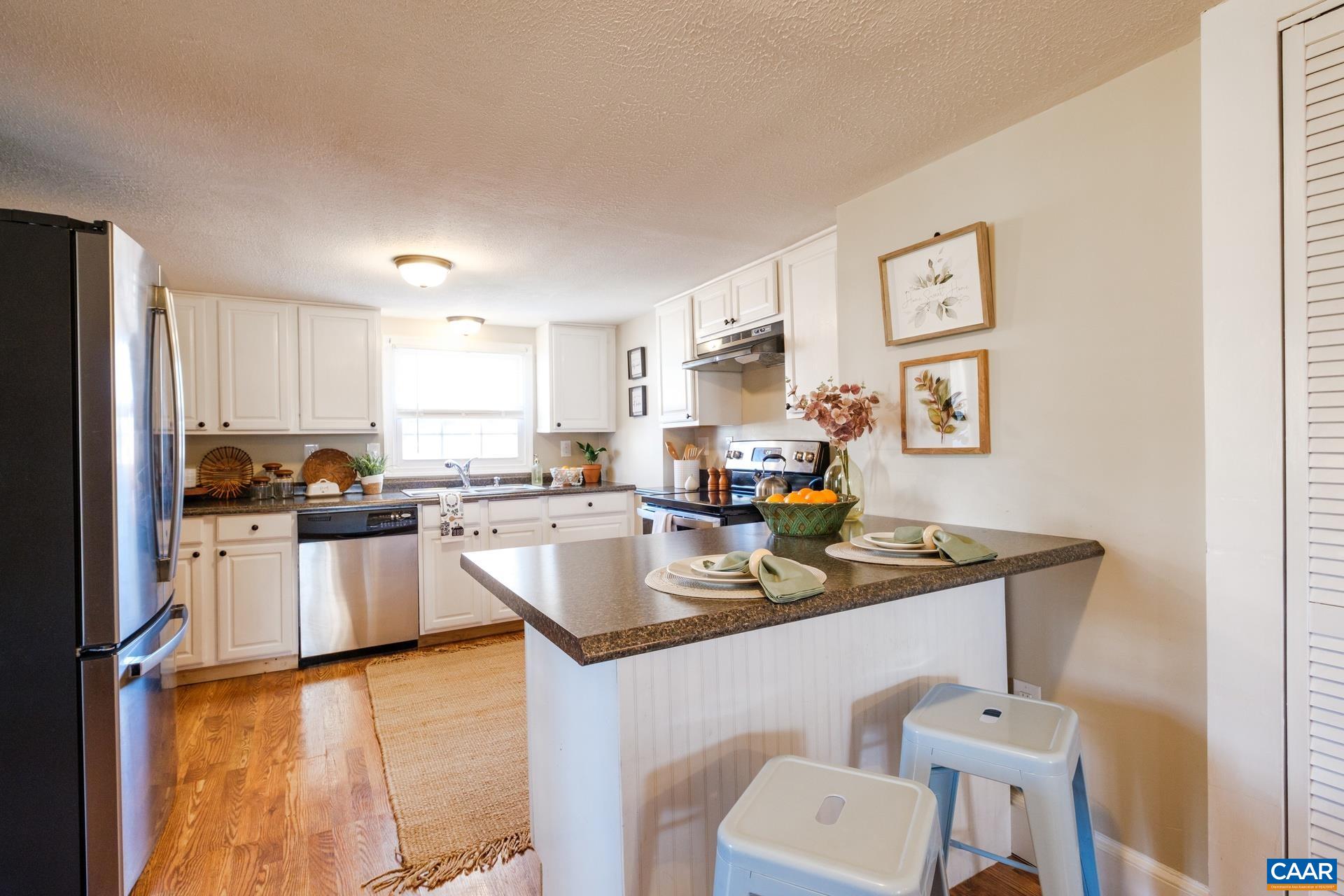 142 Fishersville Rd