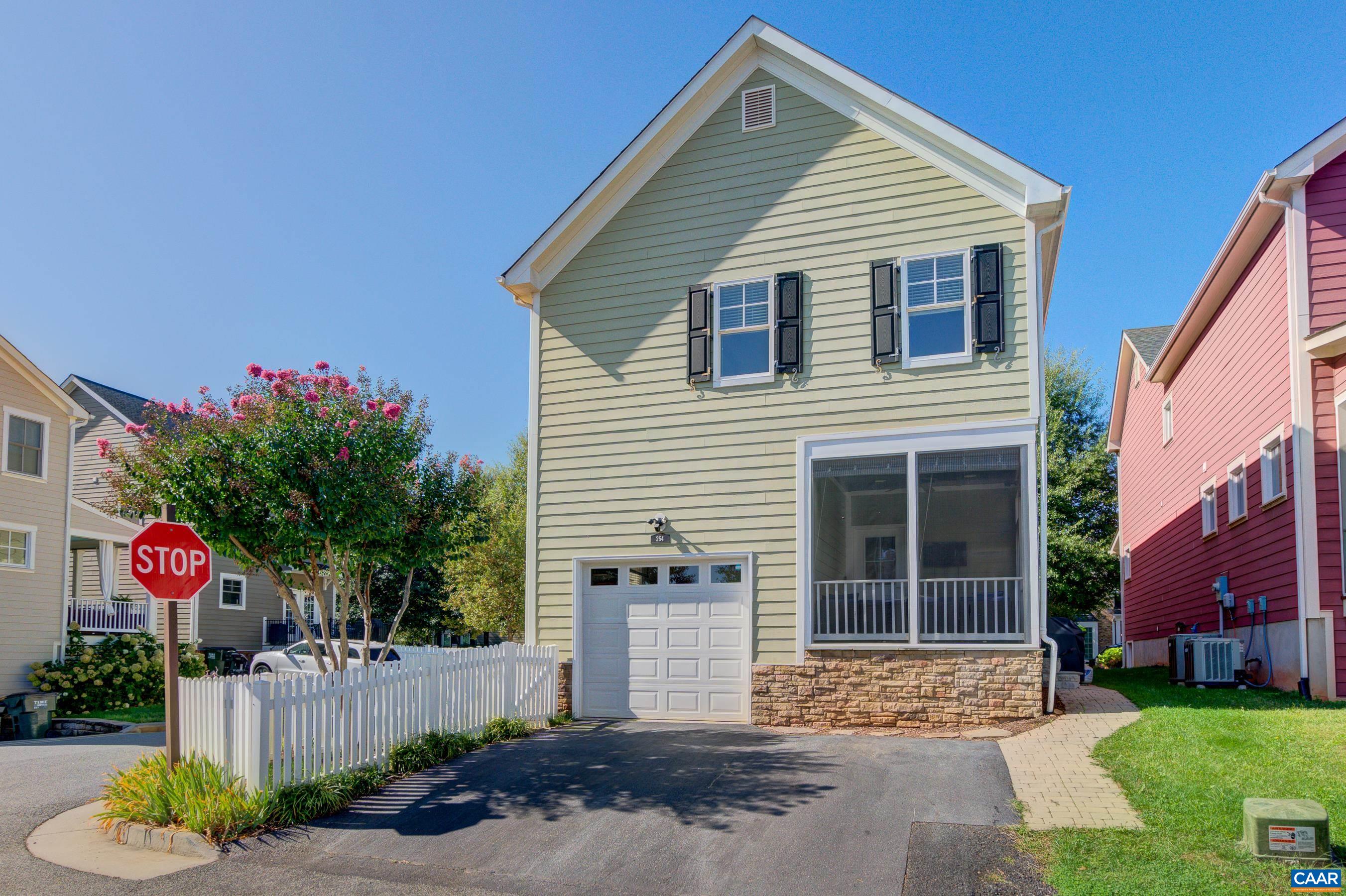 264 Claremont Ln