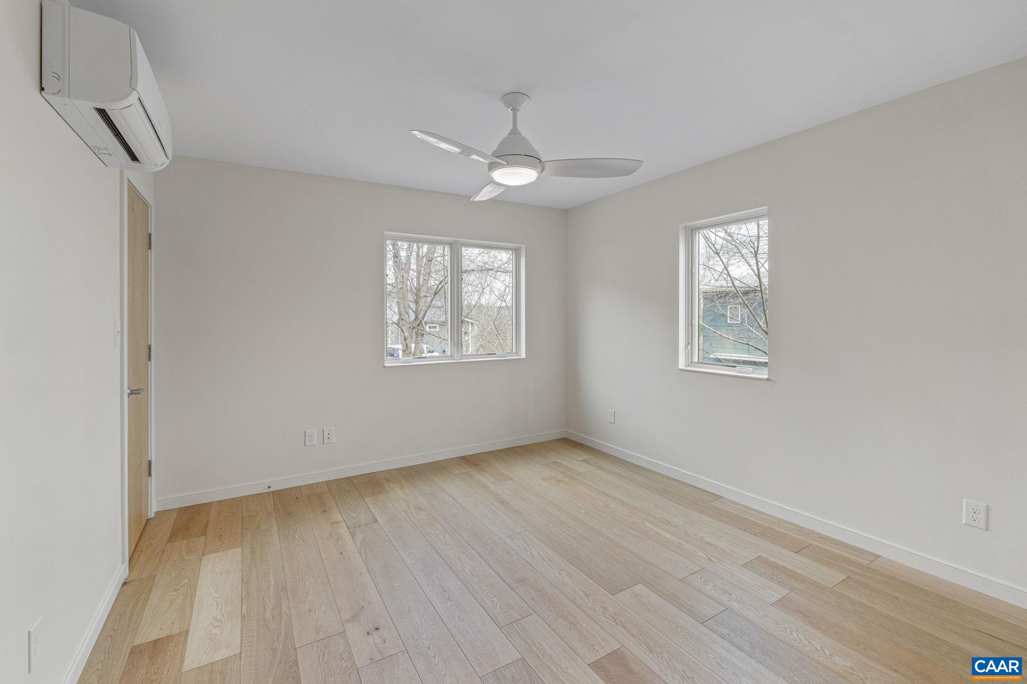 111 Riverbluff Cir