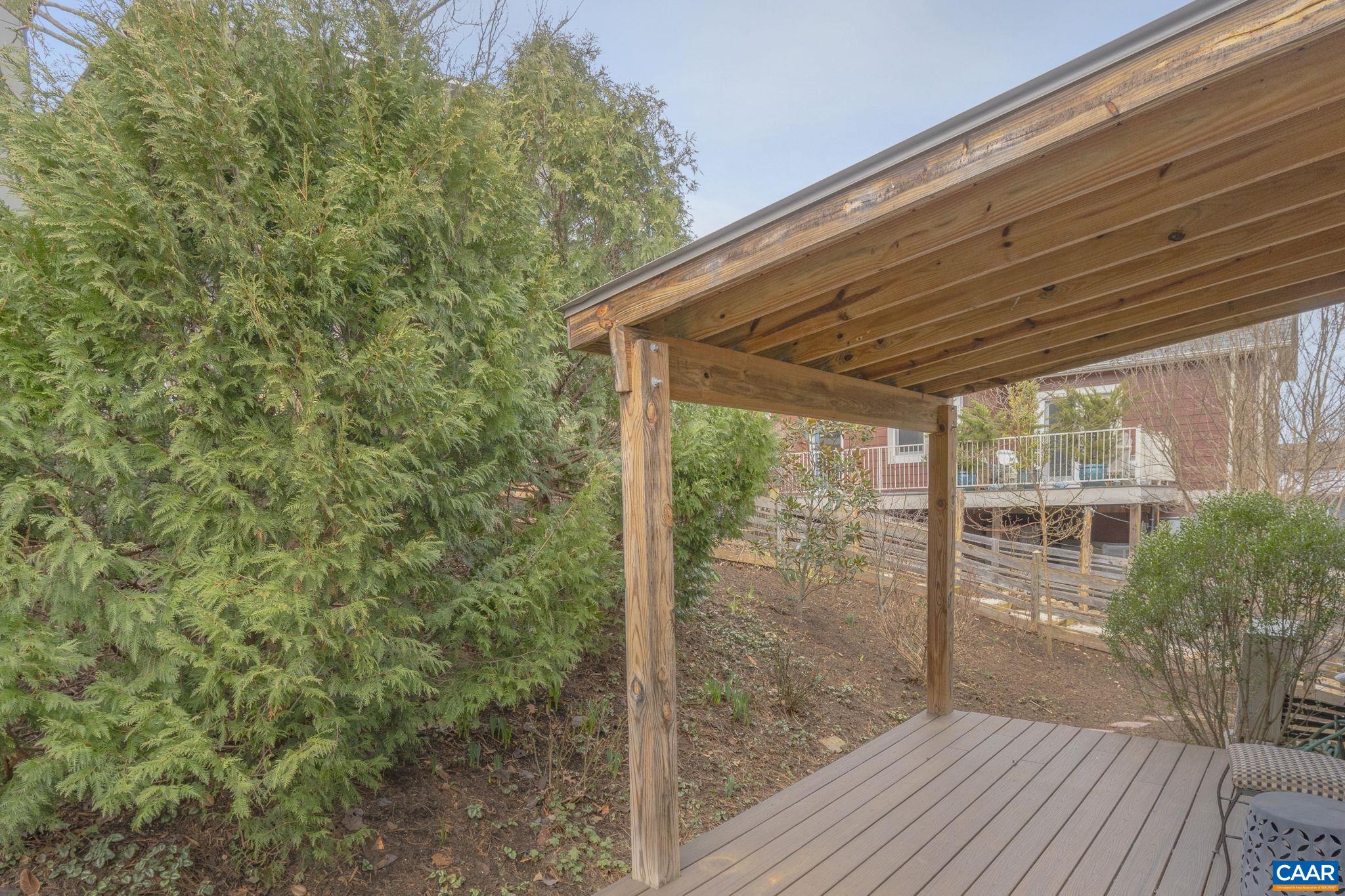 111 Riverbluff Cir