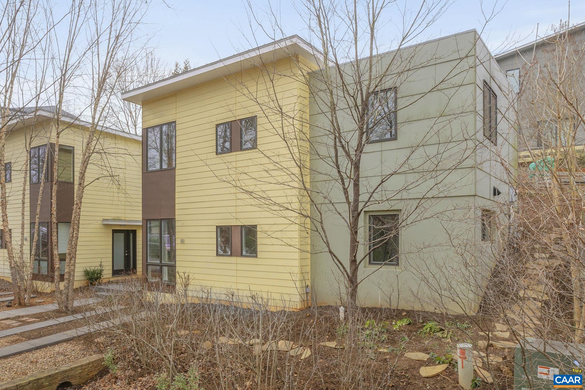 111 Riverbluff Cir