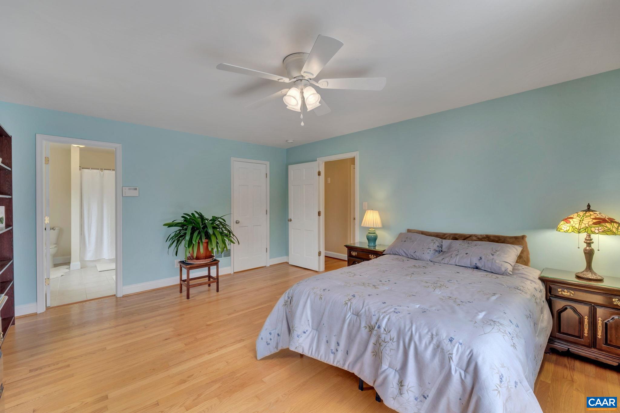 3511 Marlboro Ct