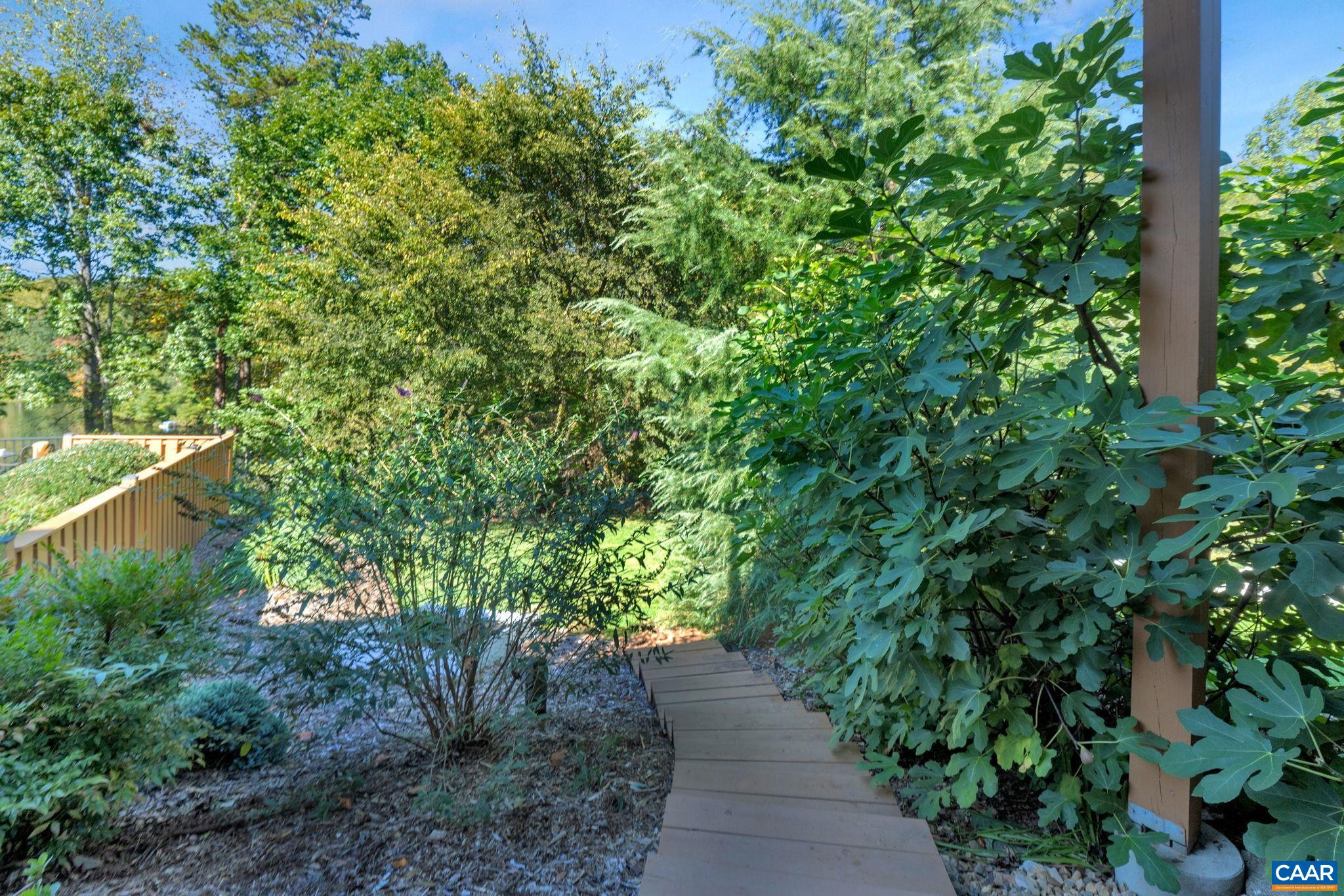 3511 Marlboro Ct