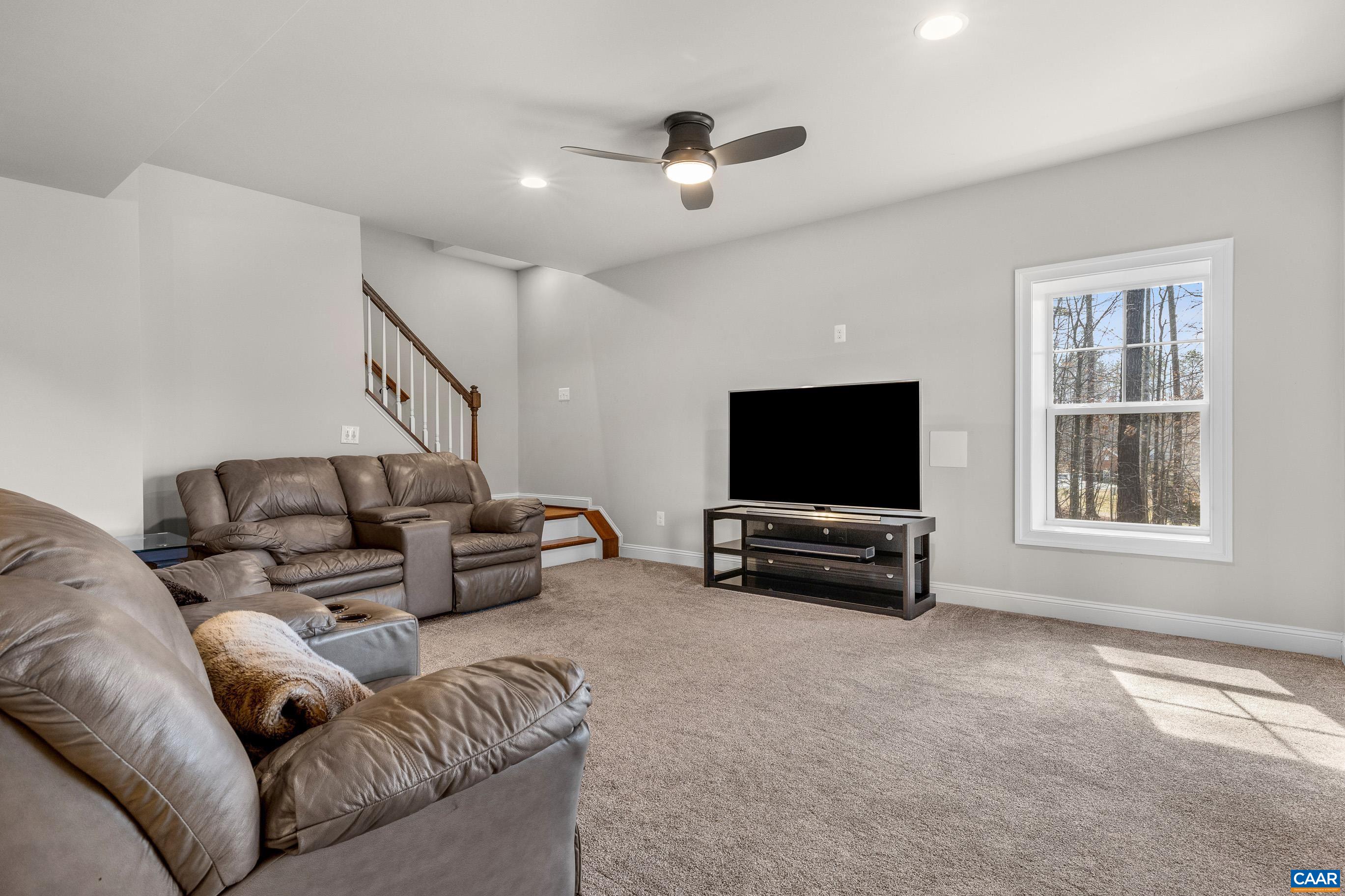 103 Pleasantview Ct