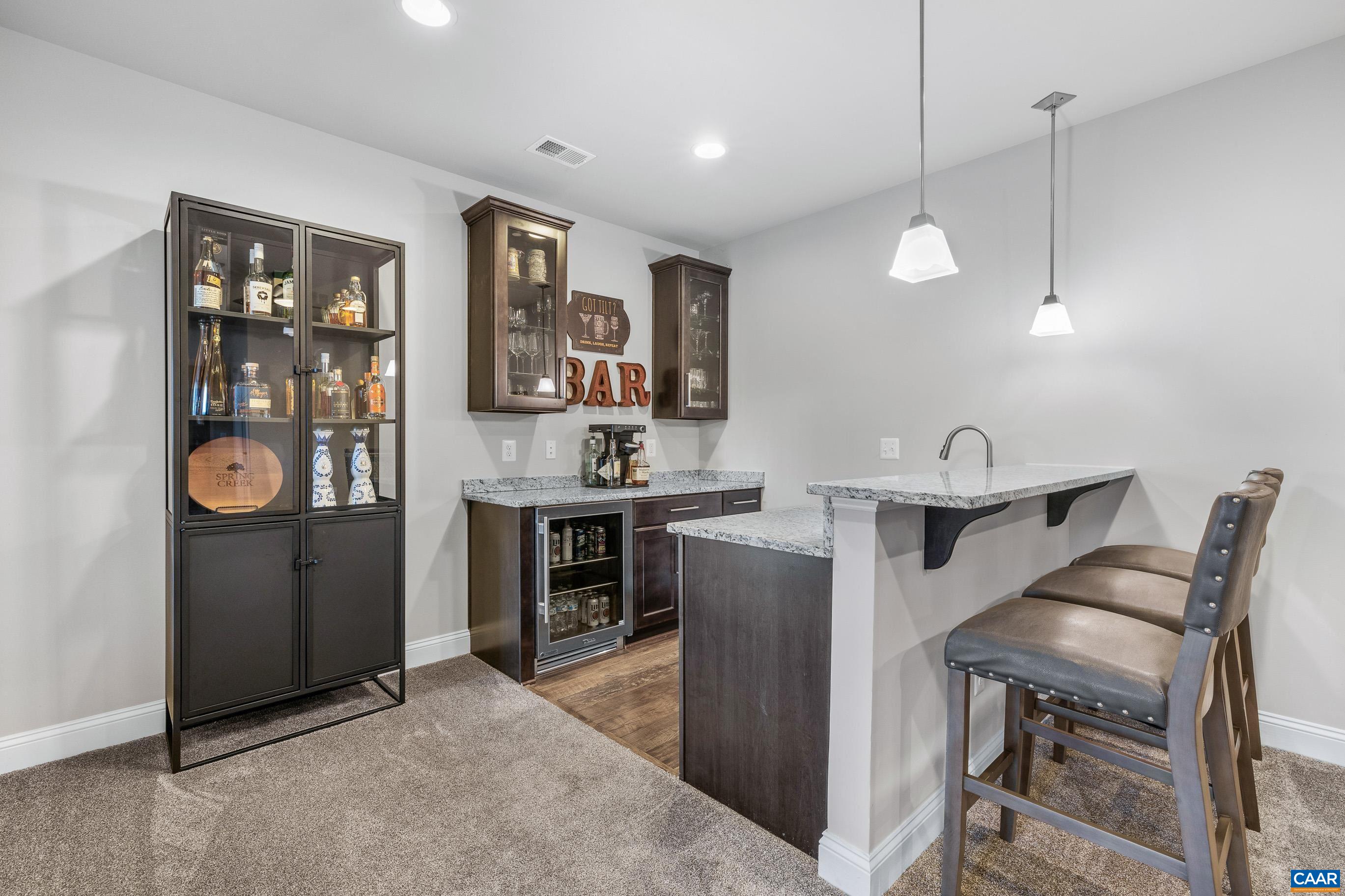 103 Pleasantview Ct
