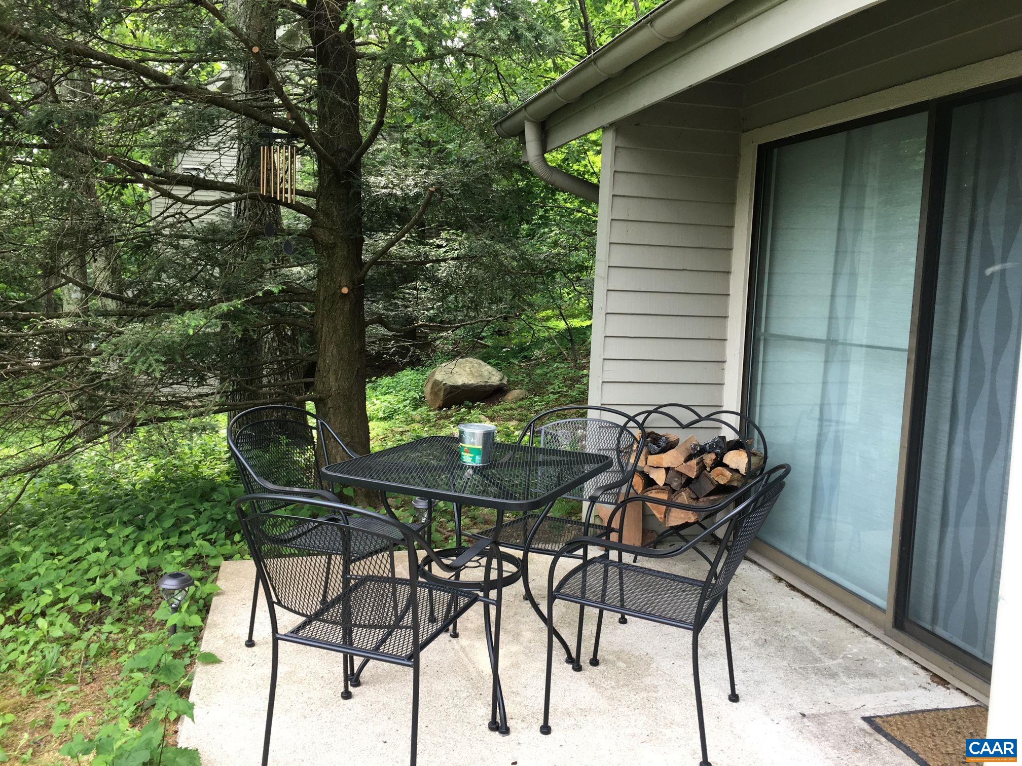 2225 Tanners Ridge Condos