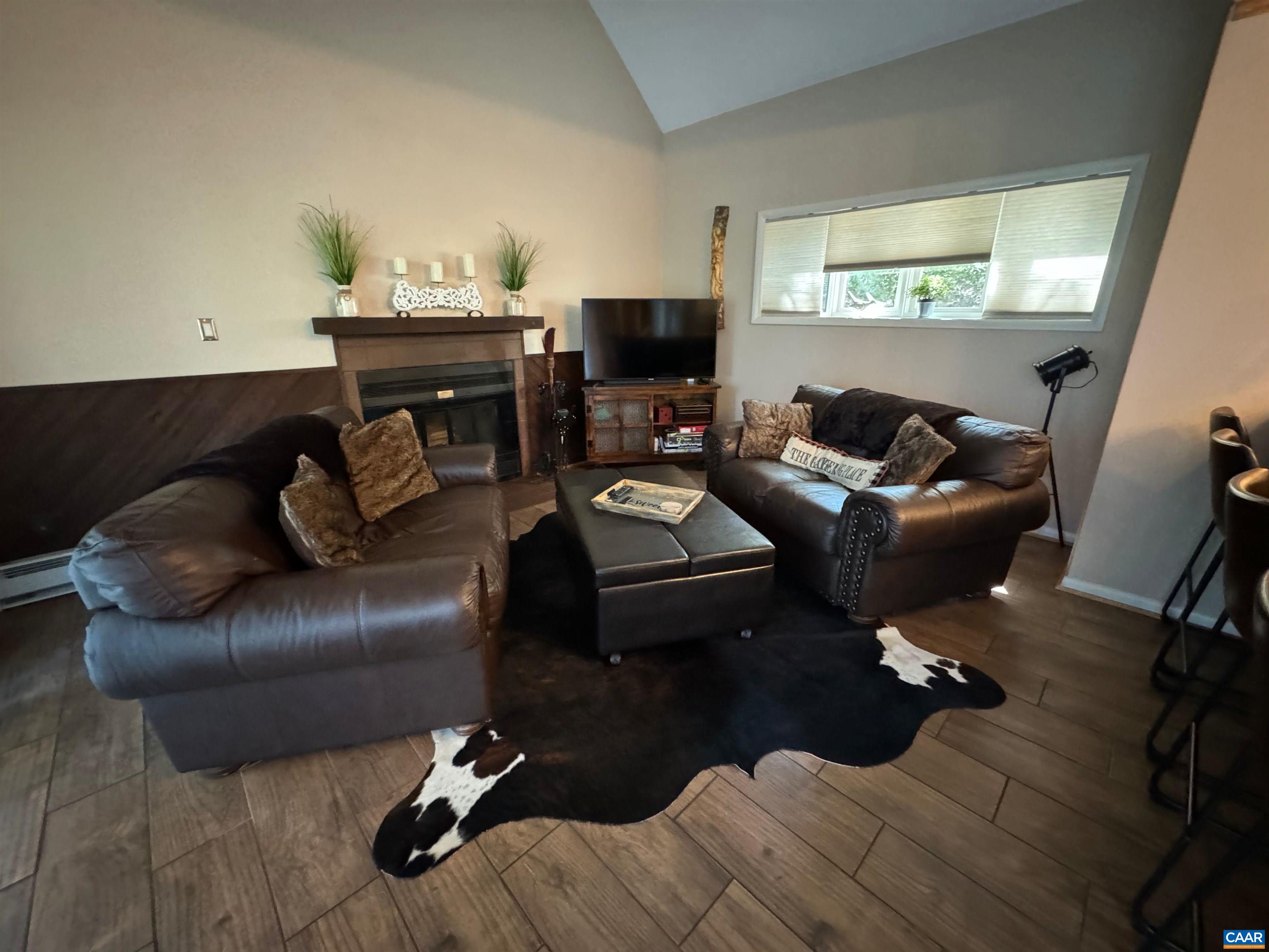 2225 Tanners Ridge Condos