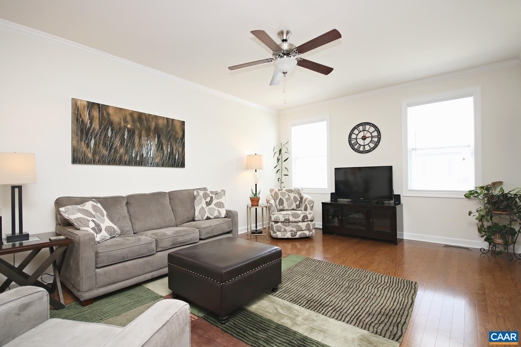 2444 Winthrop Dr
