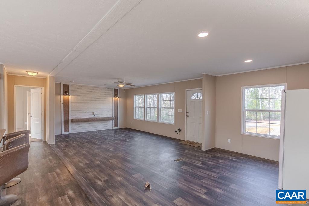 200 Blick Ln