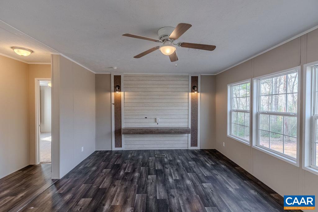 200 Blick Ln