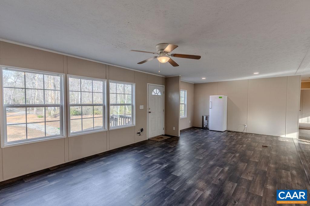 200 Blick Ln