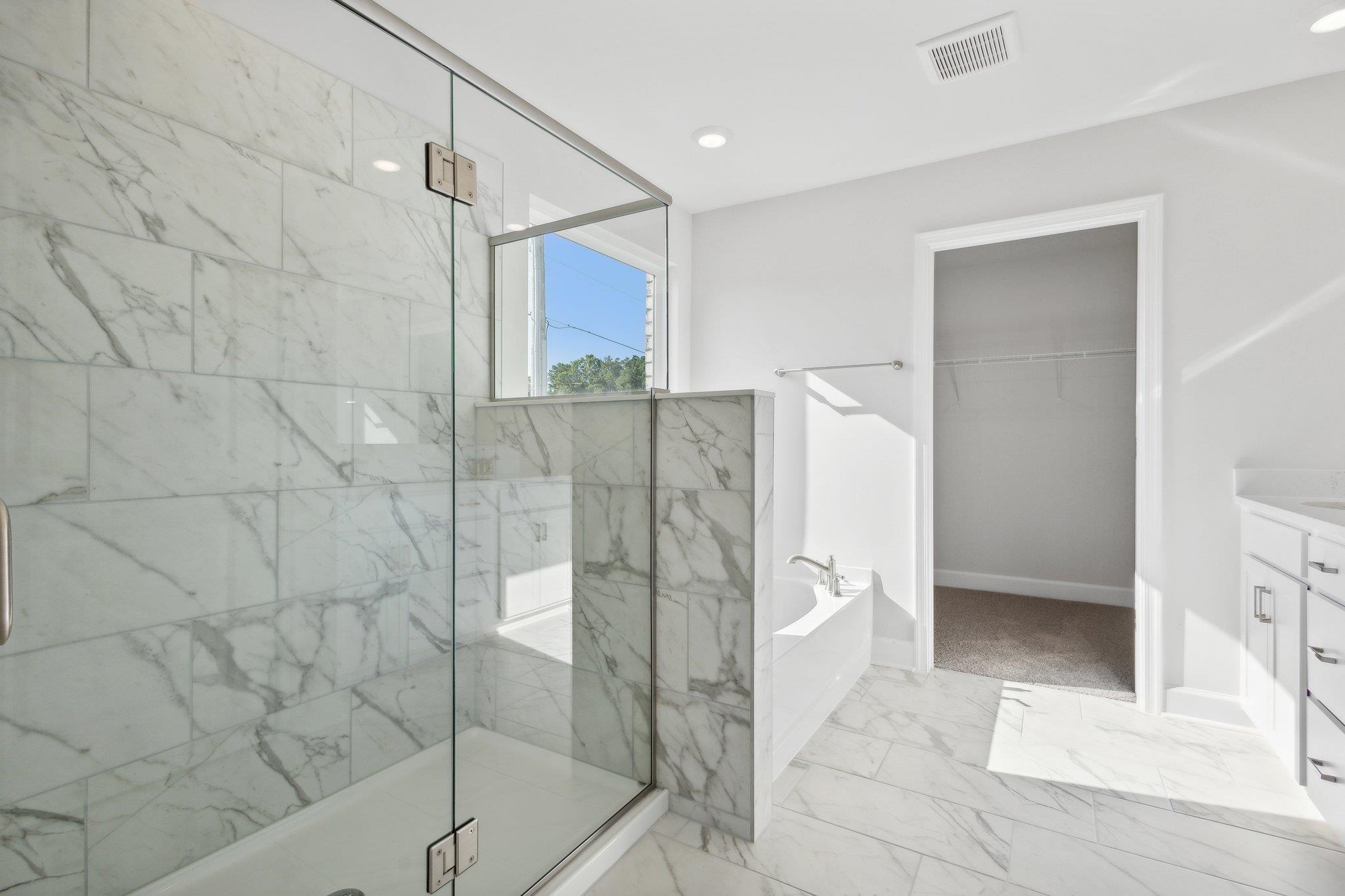 21 Avonwoods Dr