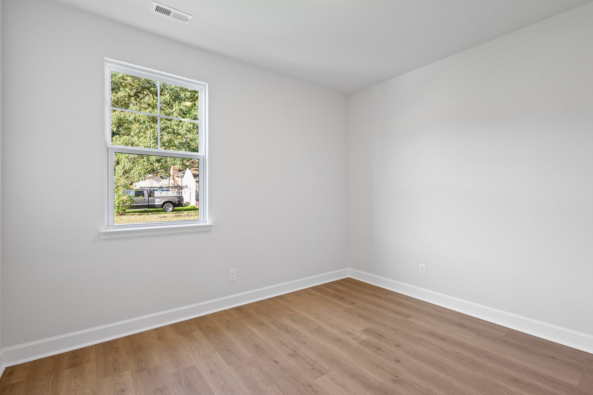 21 Avonwoods Dr