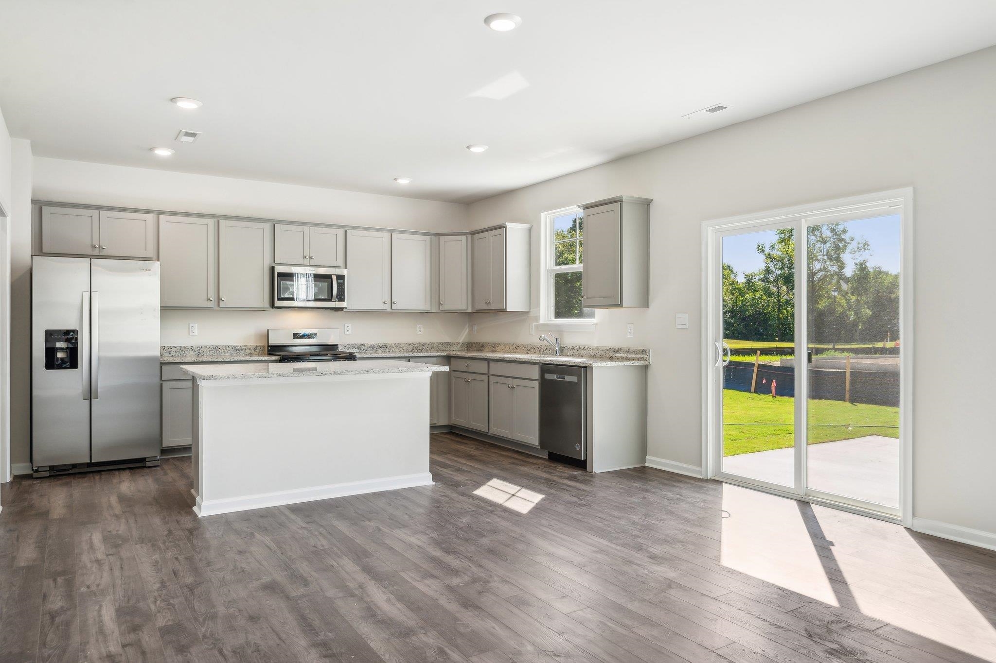 80 Whispering Oaks Dr