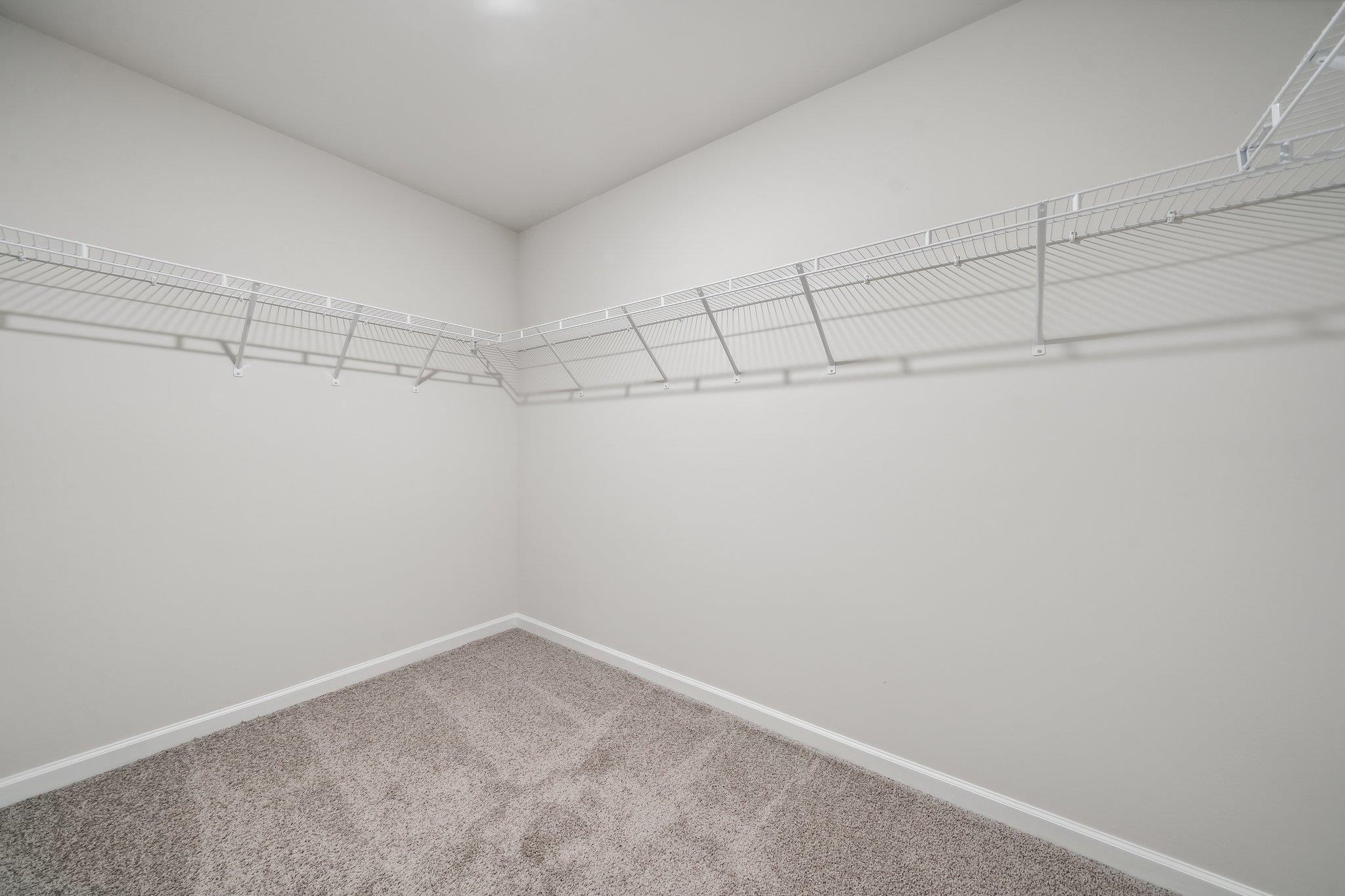 80 Whispering Oaks Dr