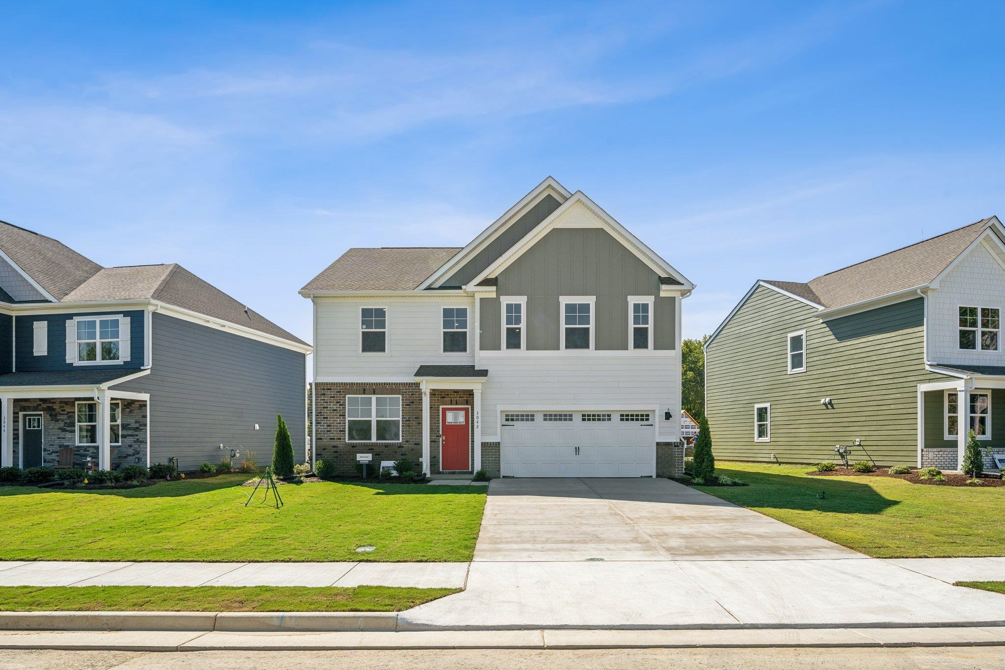 100 Whispering Oaks Dr
