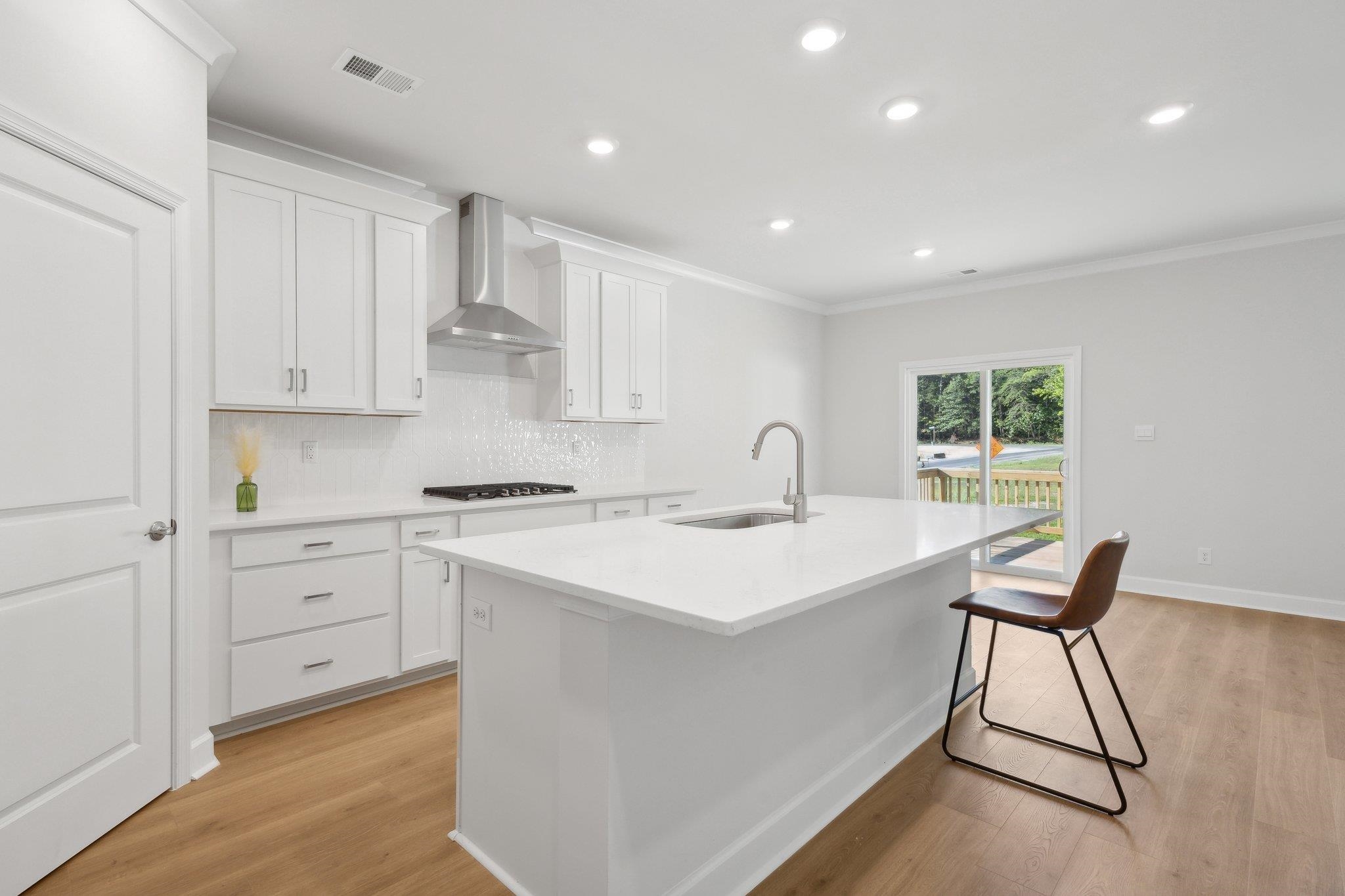 52 Avonwoods Dr