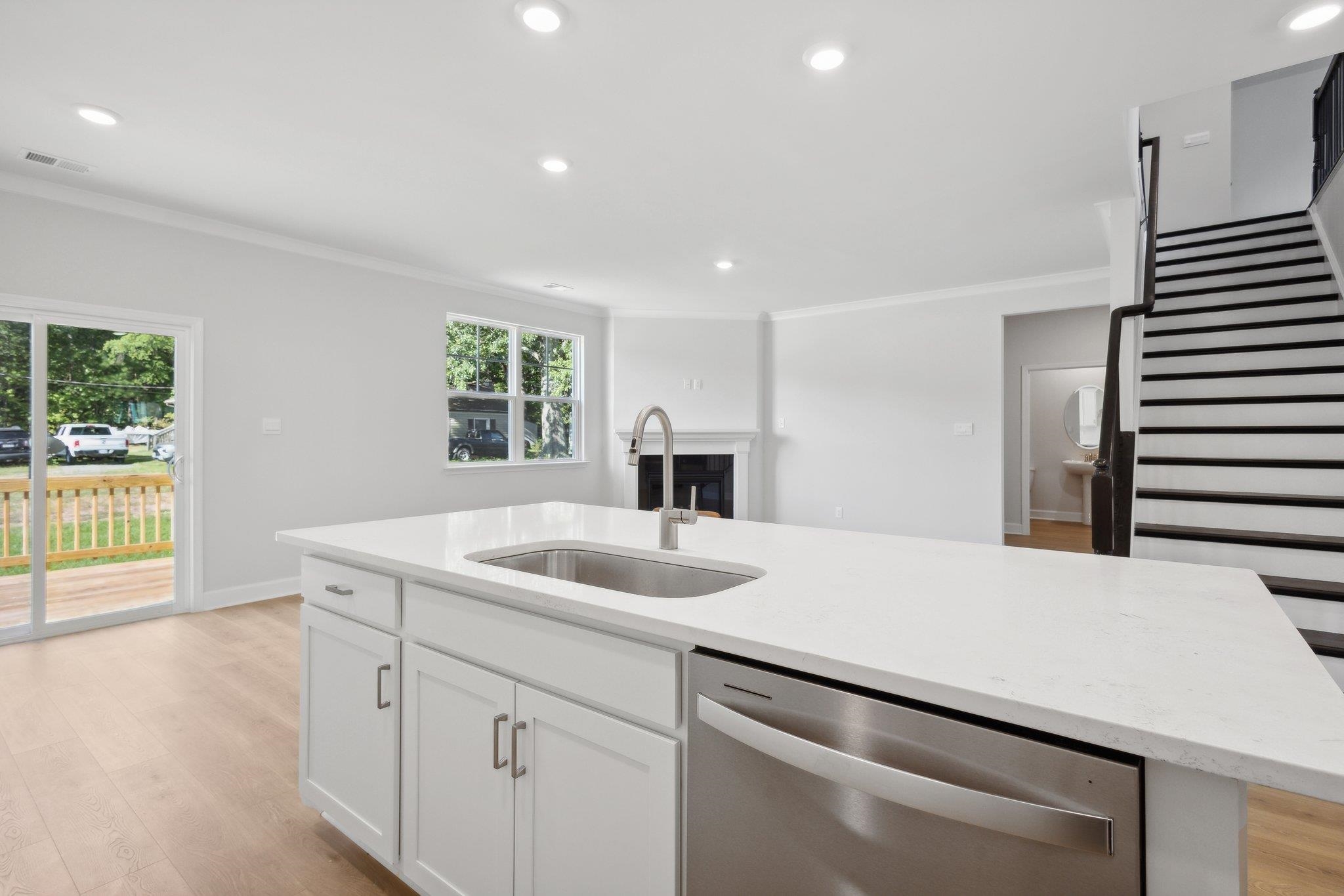 52 Avonwoods Dr