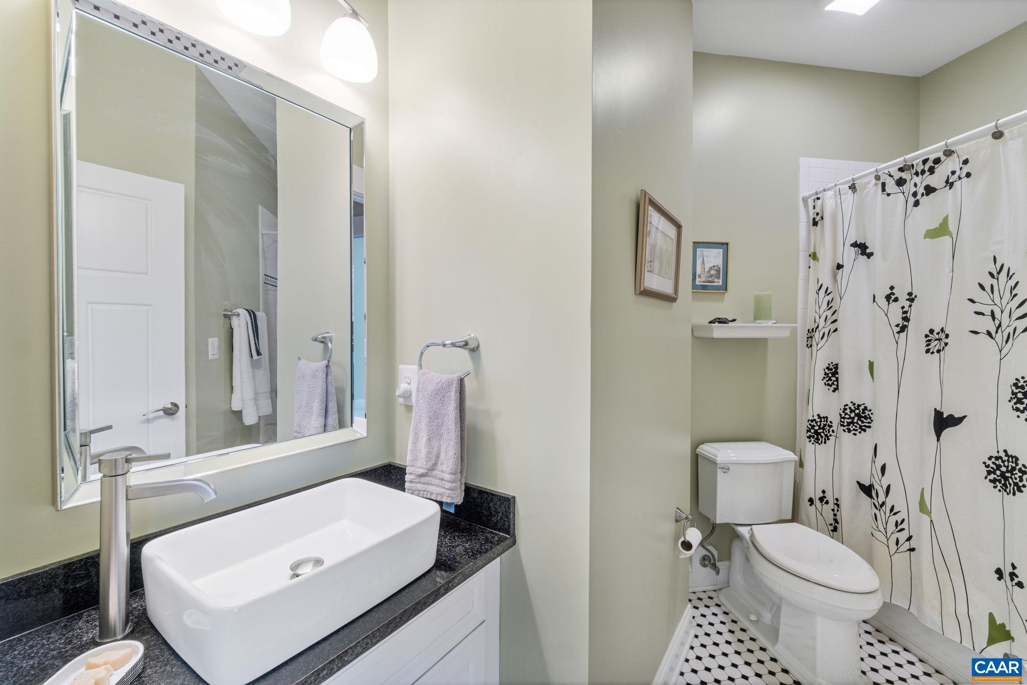 155 Highland Cir