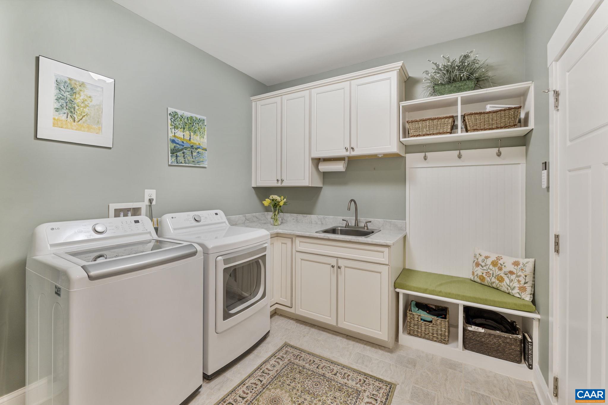 155 Highland Cir