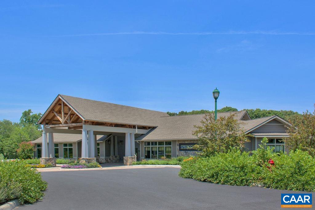 155 Highland Cir