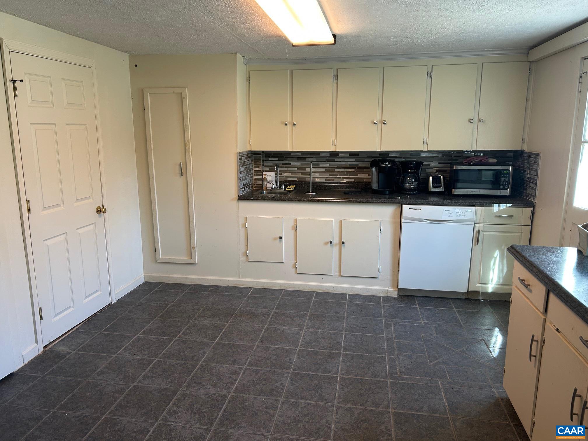 4345 Spotswood Trl