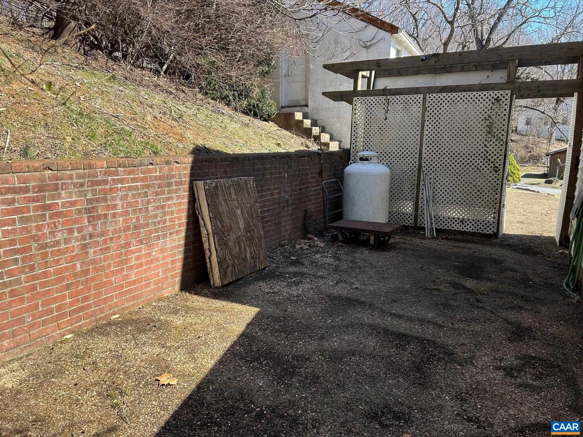 4345 Spotswood Trl
