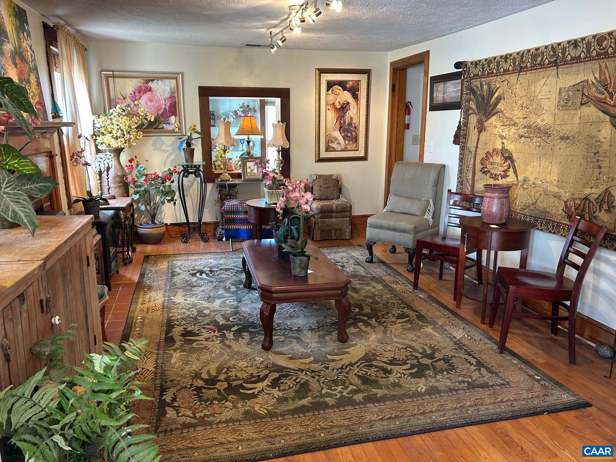 4345 Spotswood Trl