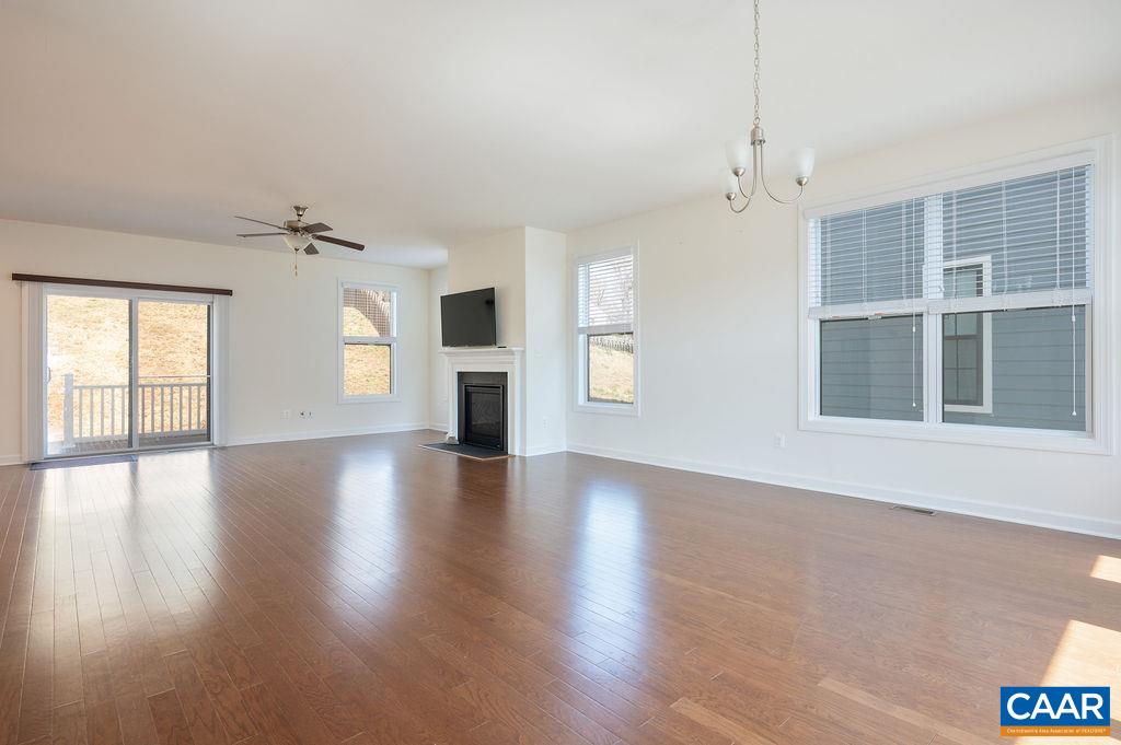 324 Huntley Ave