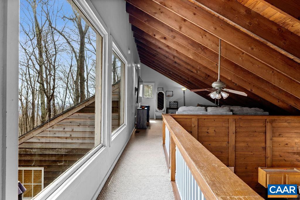 16 Chestnut Ln