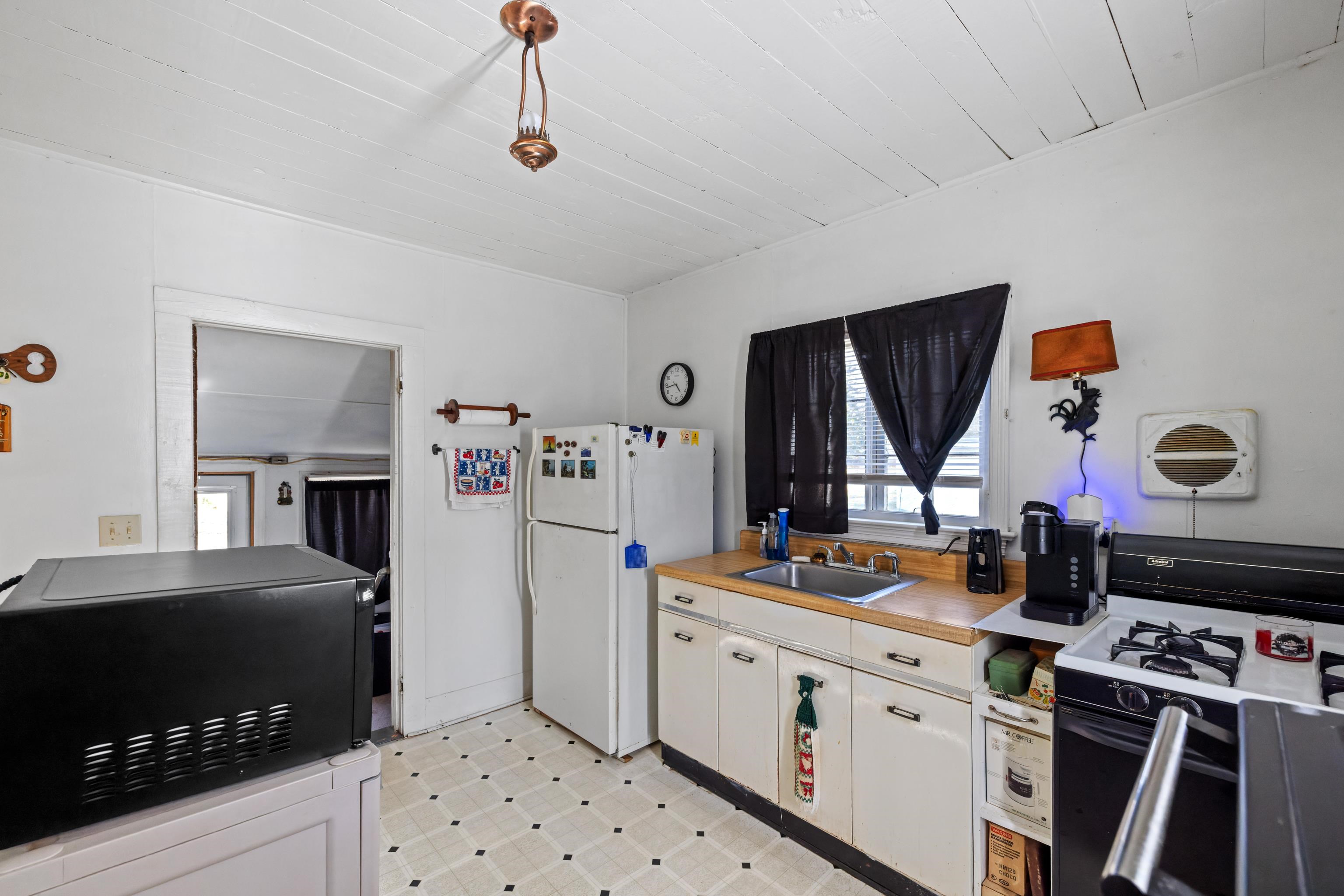 3762 Deerfield Valley Rd
