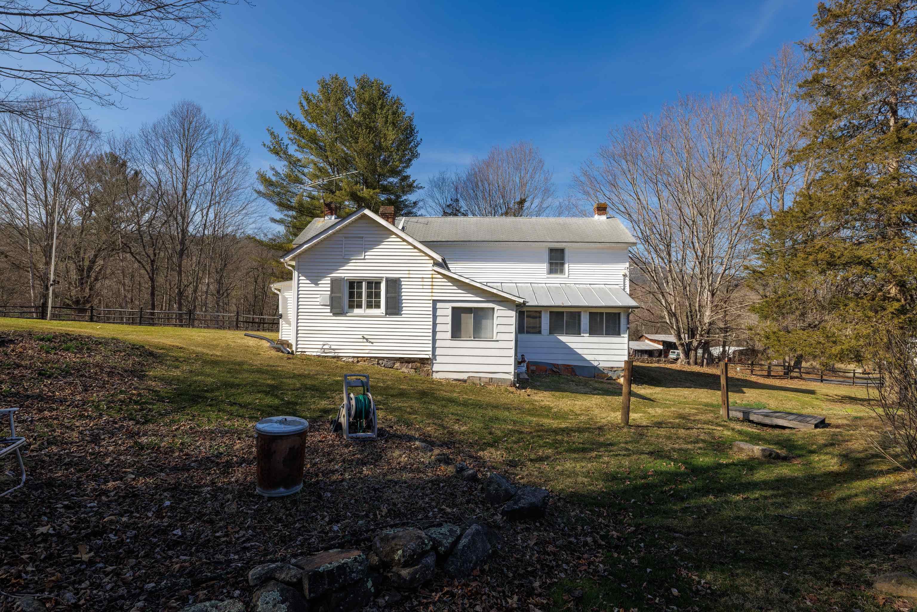 3762 Deerfield Valley Rd