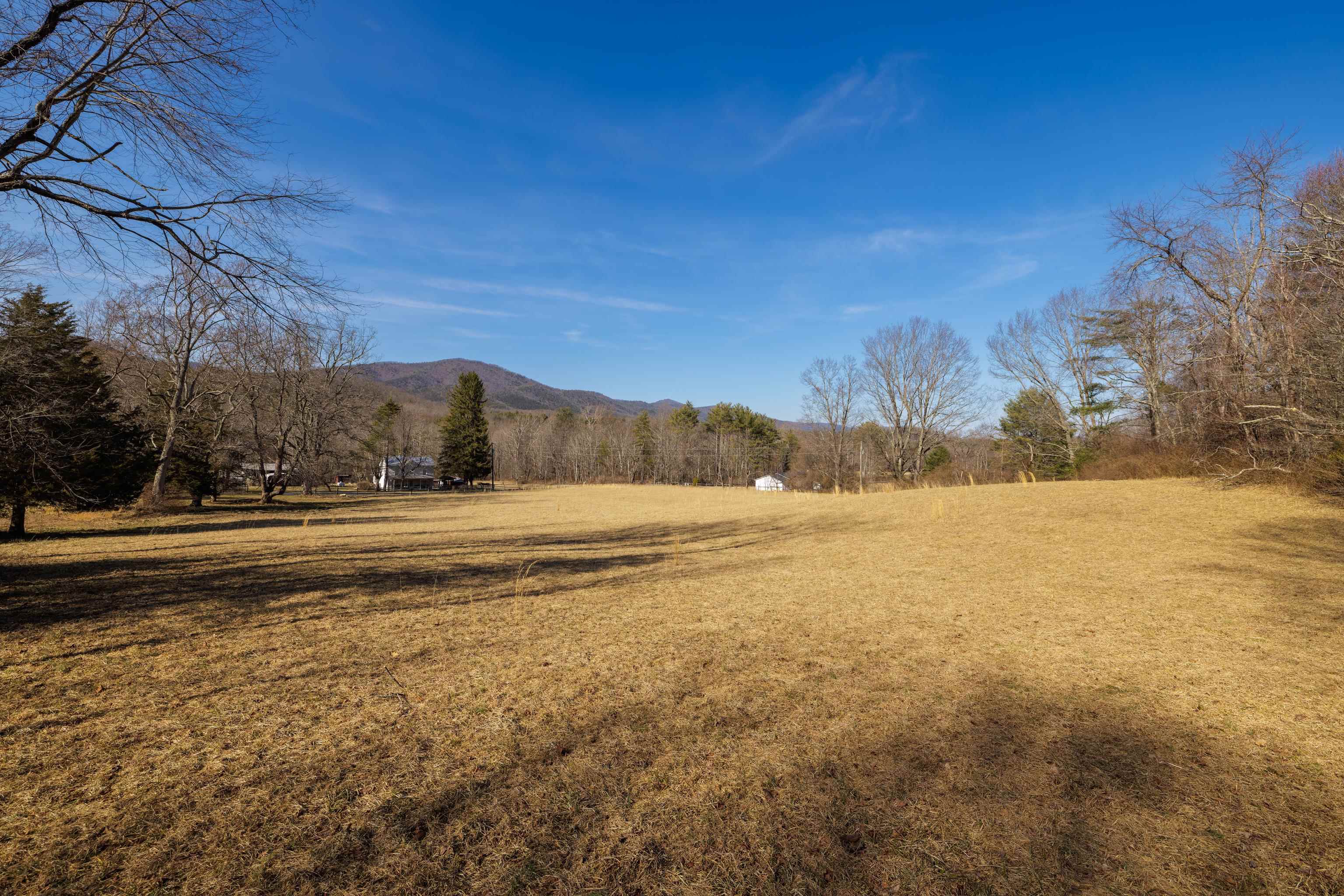3762 Deerfield Valley Rd