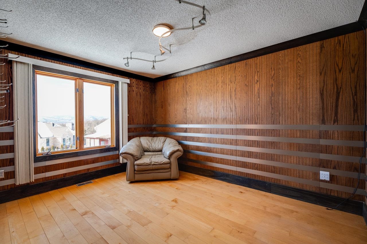 347 Enterprise Rd
