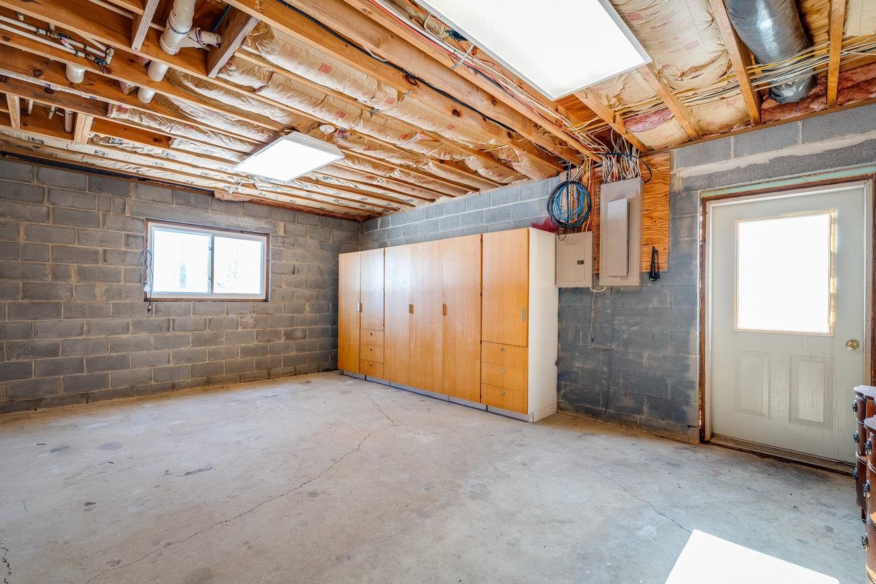347 Enterprise Rd